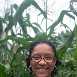 Meet your Posher, Kashema